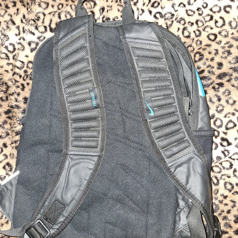Nike Pro Adapt Backpack - Picture 5 of 7